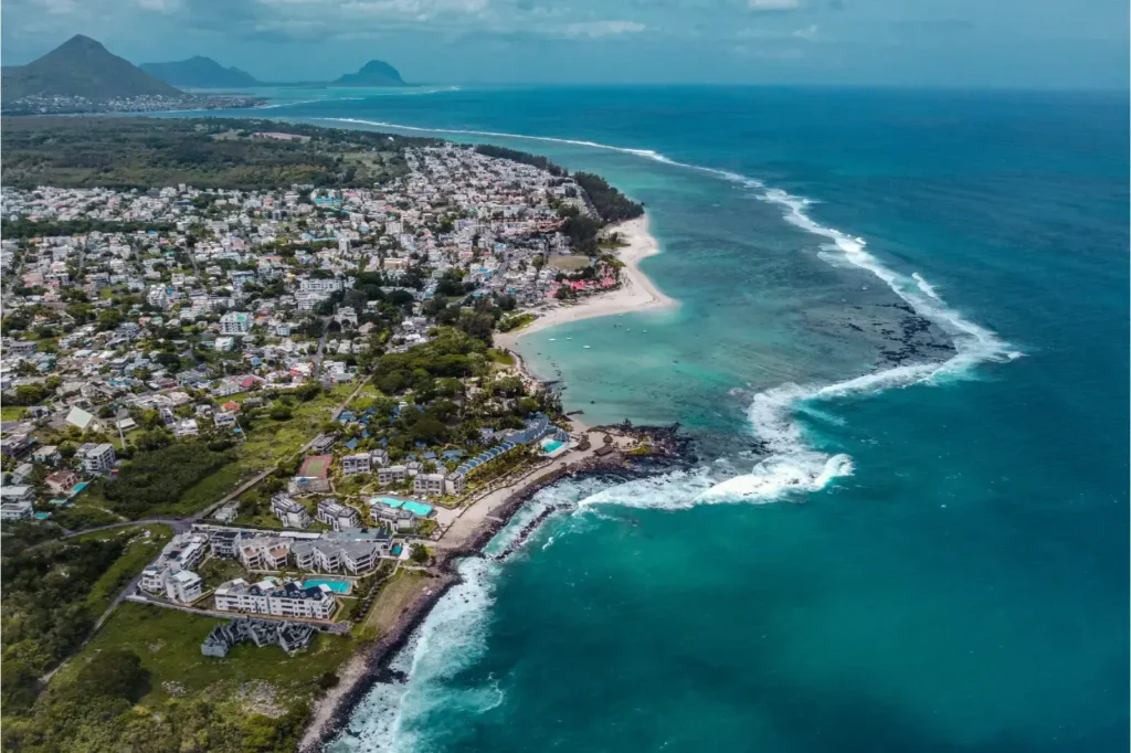 Halhoule-conseillé-Investissement immobilier-Iles Maurice-anton-marchuk-unsplash